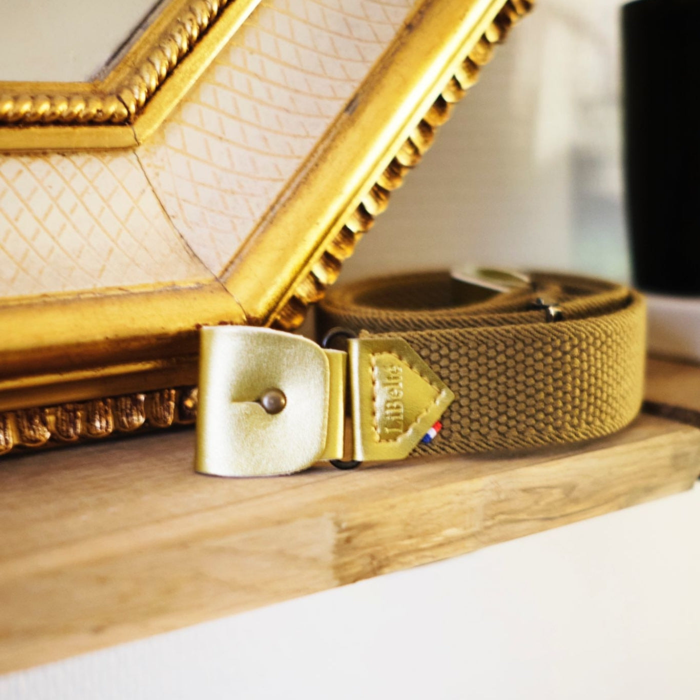 clips dorée pour ceinture sans boucle libelte