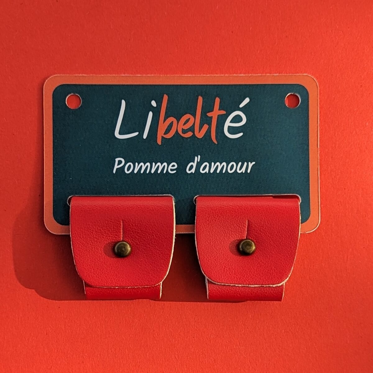 accessoire pour ceinture sans boucle libelte couleur rouge